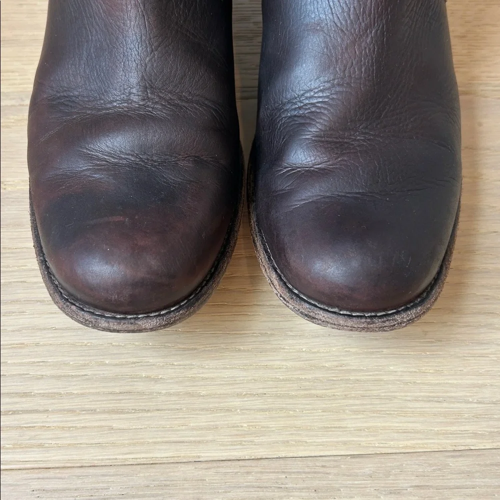 Frye women’s Dark Brown Phillip Riding Boot